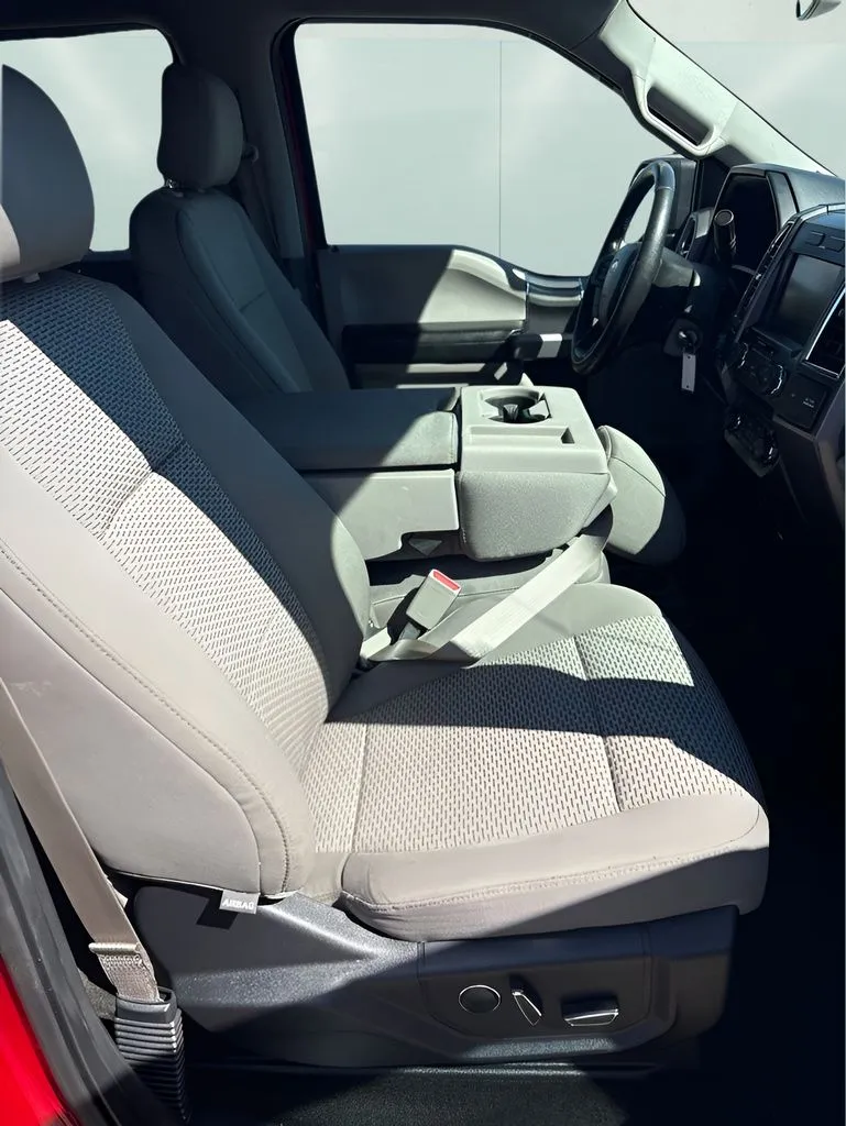 Ford F-150 photo 20