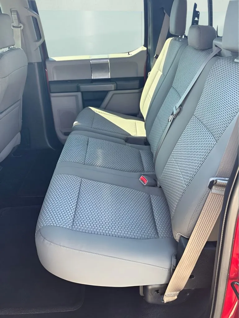 Ford F-150 photo 16