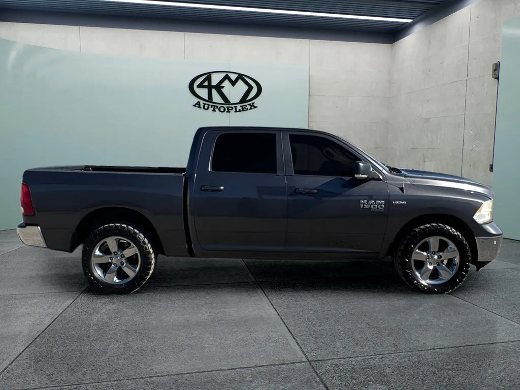 Ram 1500 photo 2