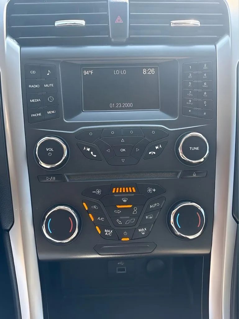 Ford Fusion photo 25