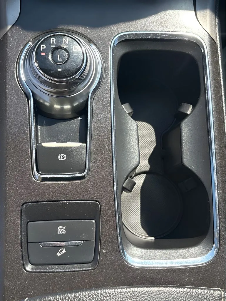 Ford Fusion photo 27