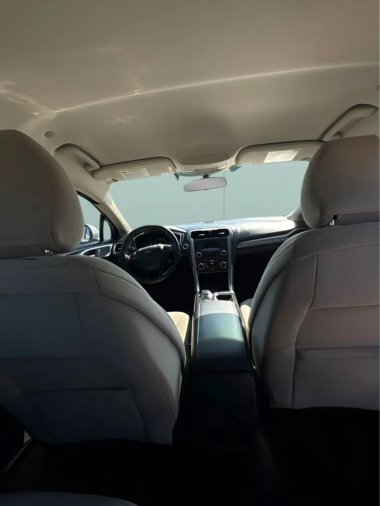 Ford Fusion photo 22
