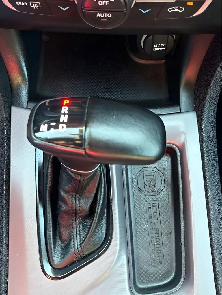 Dodge Charger photo 26