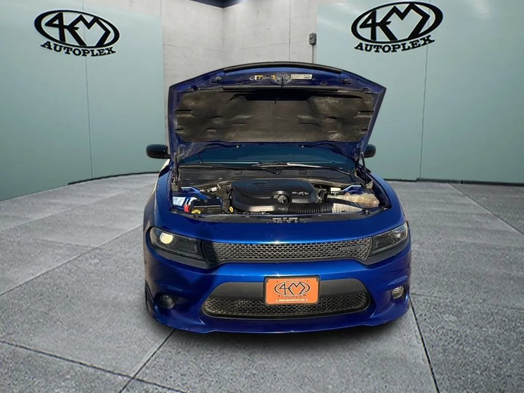 Dodge Charger photo 9