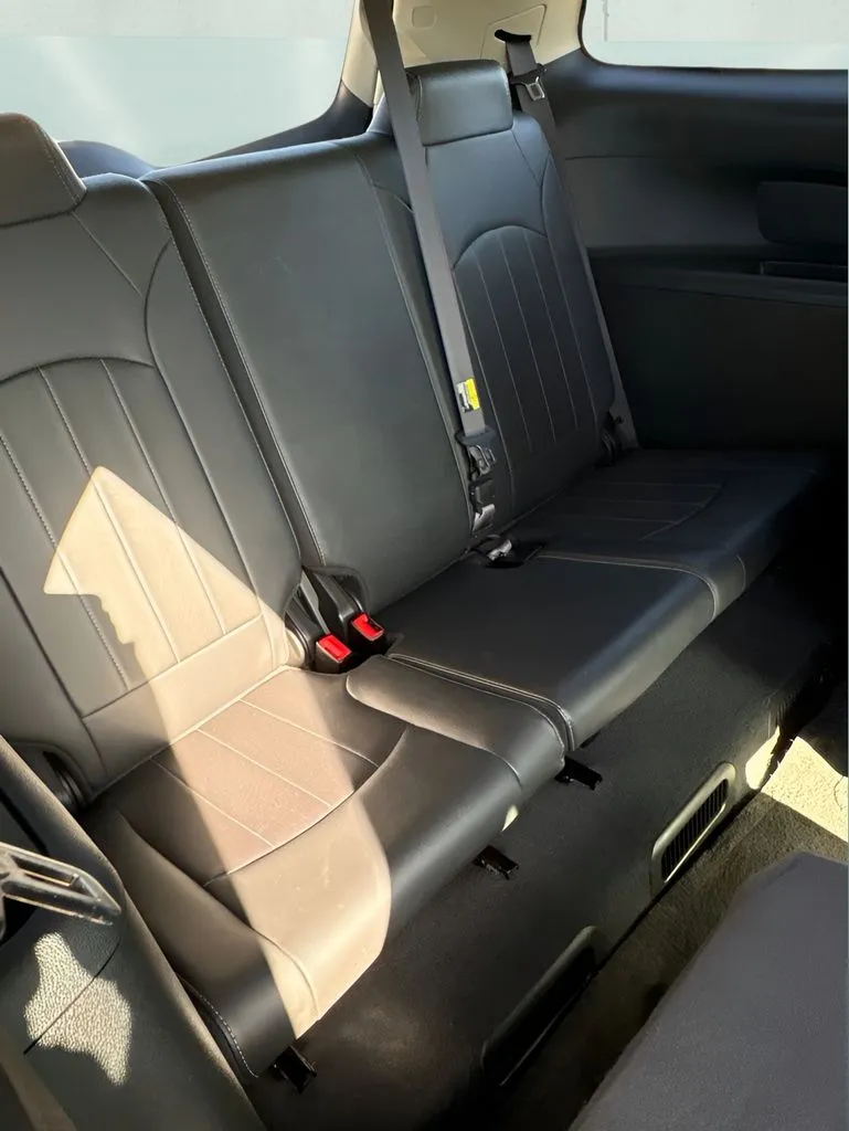 Buick Enclave photo 21