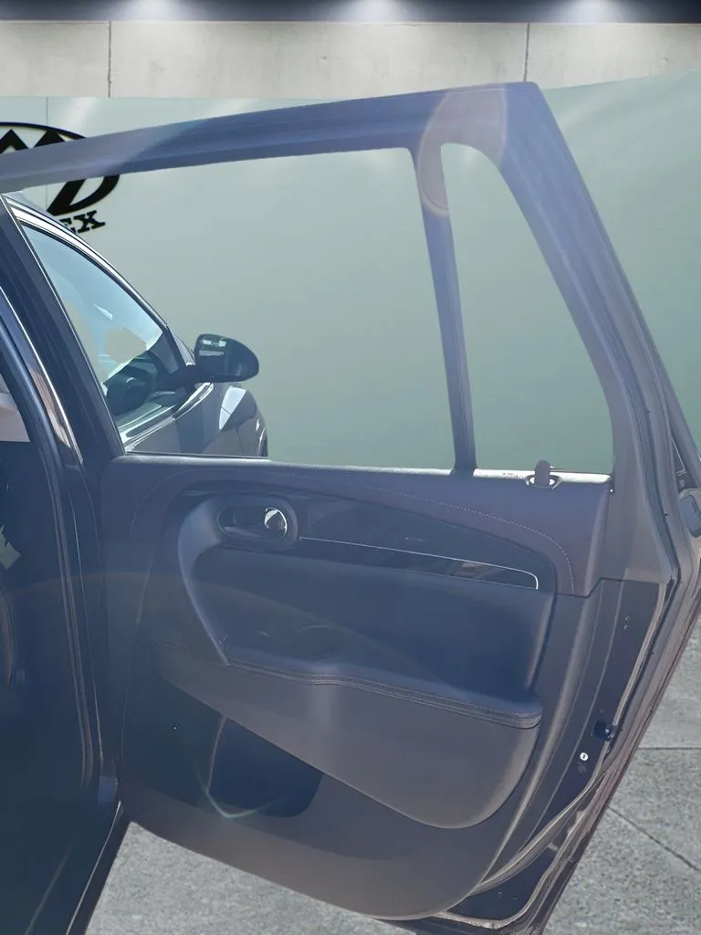 Buick Enclave photo 19