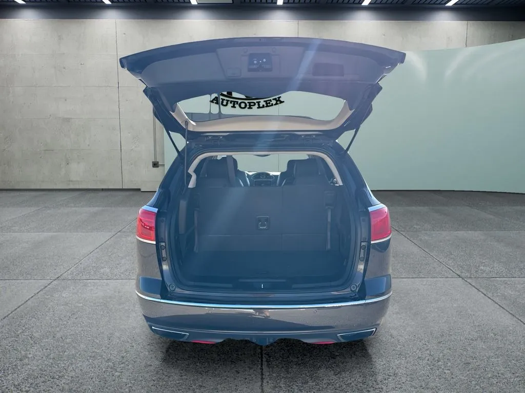 Buick Enclave photo 16