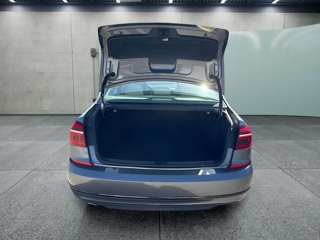 Volkswagen Passat photo 17