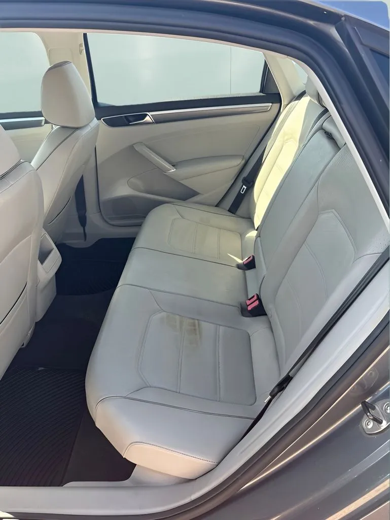 Volkswagen Passat photo 16
