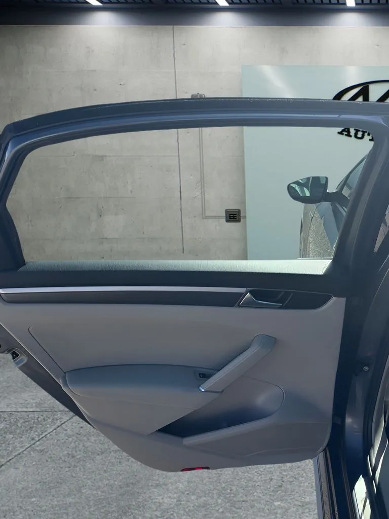 Volkswagen Passat photo 15