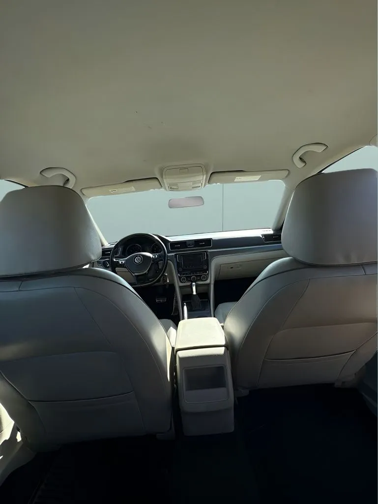Volkswagen Passat photo 23