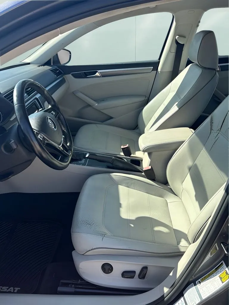 Volkswagen Passat photo 14