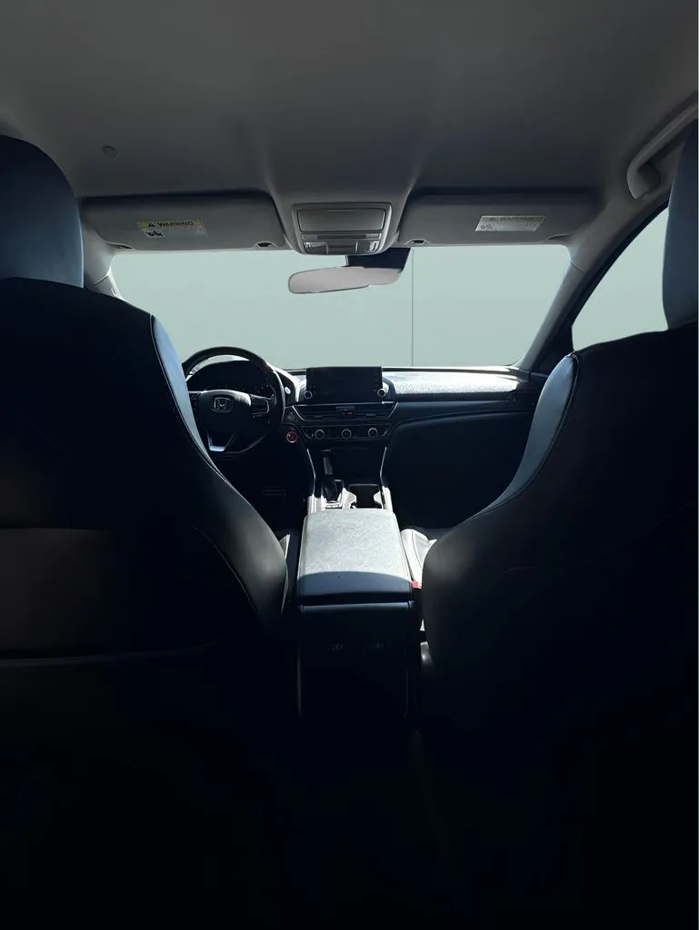Honda Accord photo 22