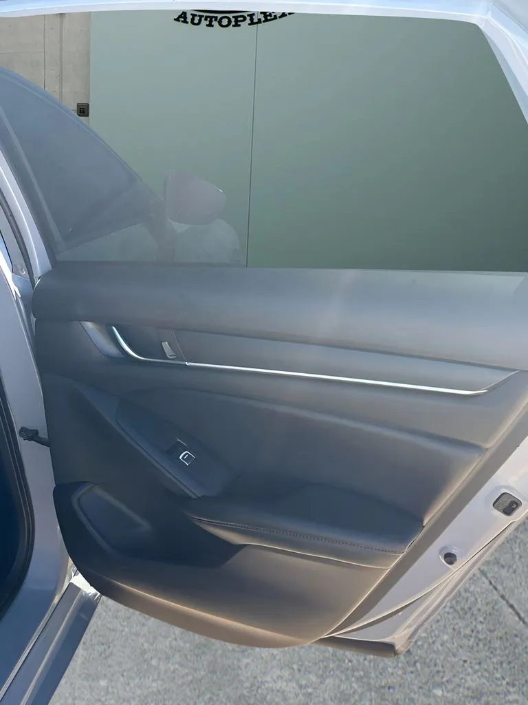 Honda Accord photo 18