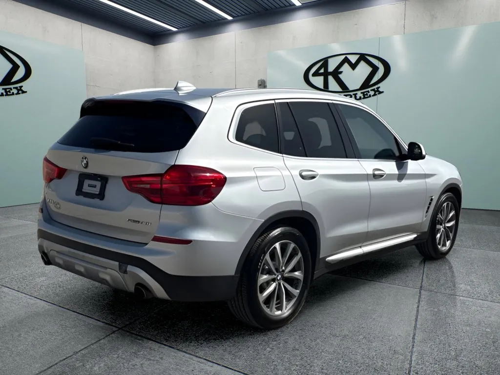 BMW X3 photo 3