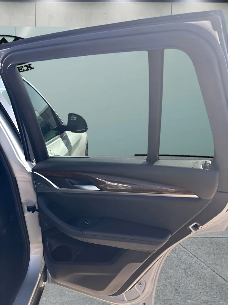 BMW X3 photo 19