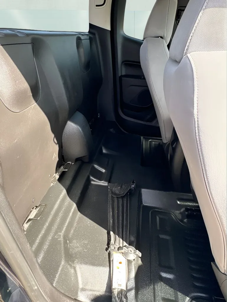 Chevrolet Colorado photo 20
