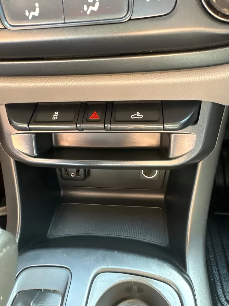Chevrolet Colorado photo 23