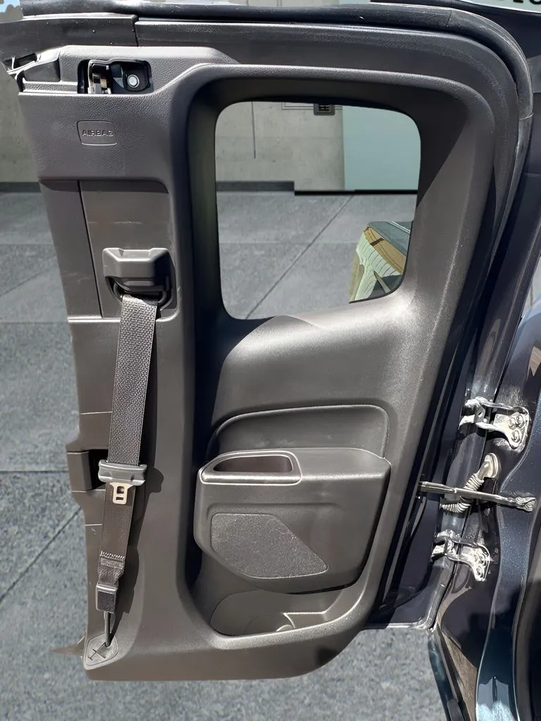 Chevrolet Colorado photo 19