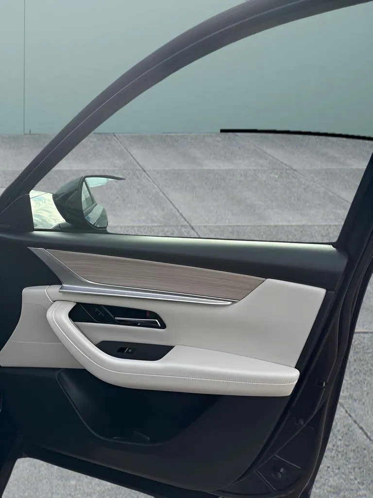 Mazda CX-90 photo 25