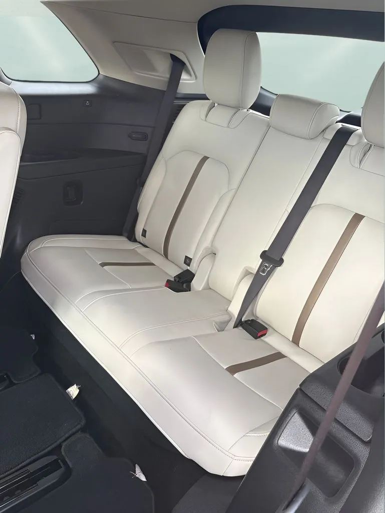 Mazda CX-90 photo 16