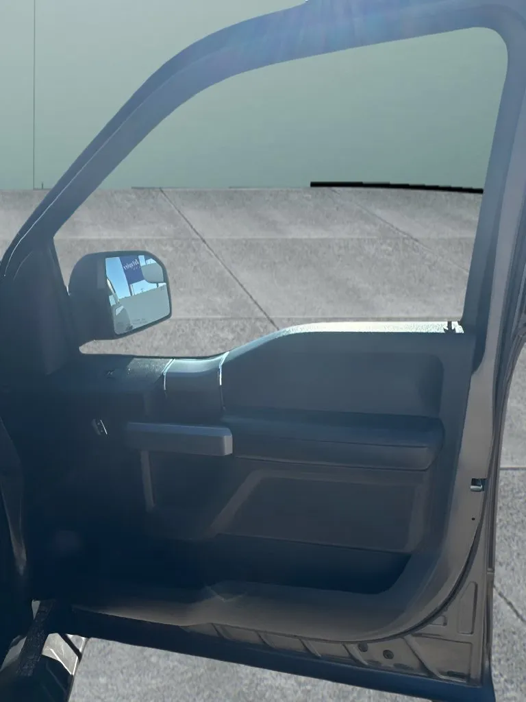 Ford F-150 photo 19