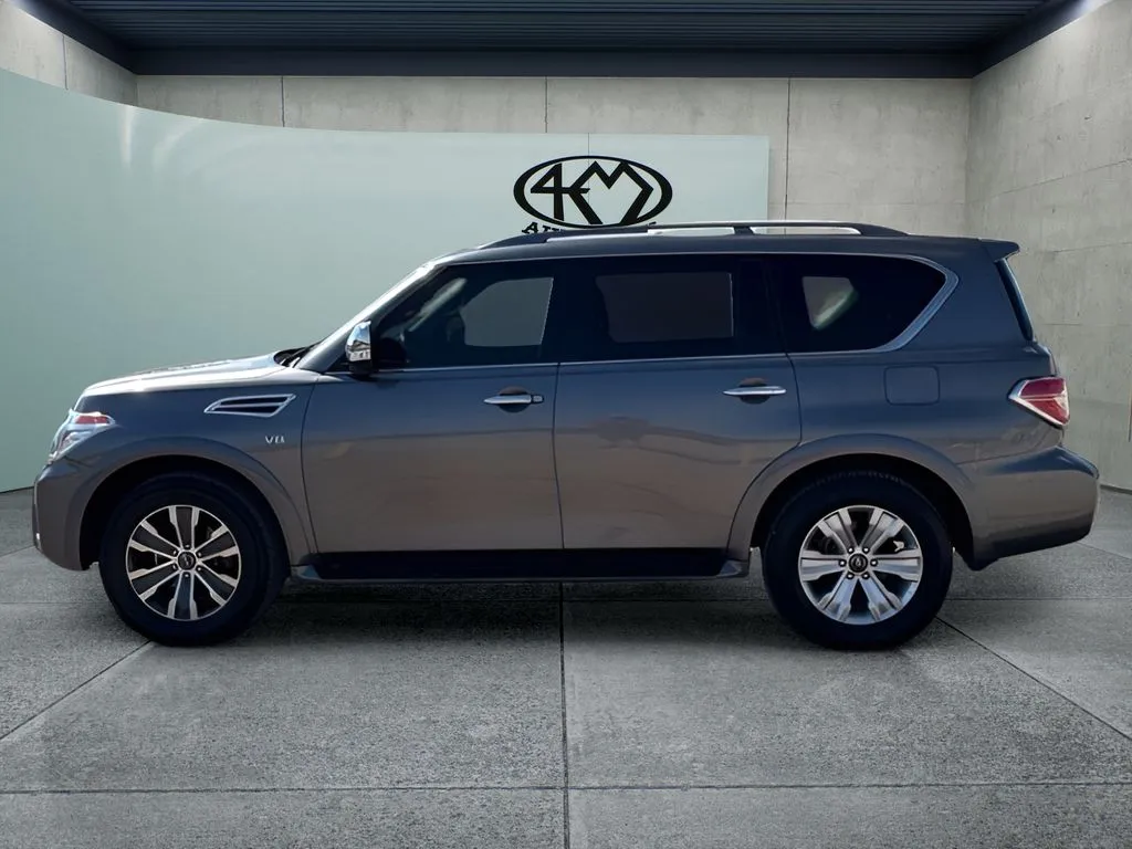 Nissan Armada photo 6