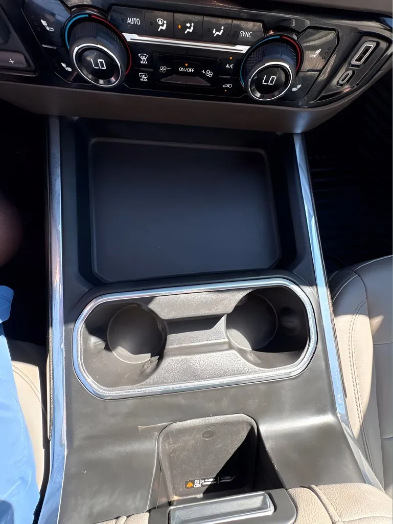 Chevrolet Silverado photo 31