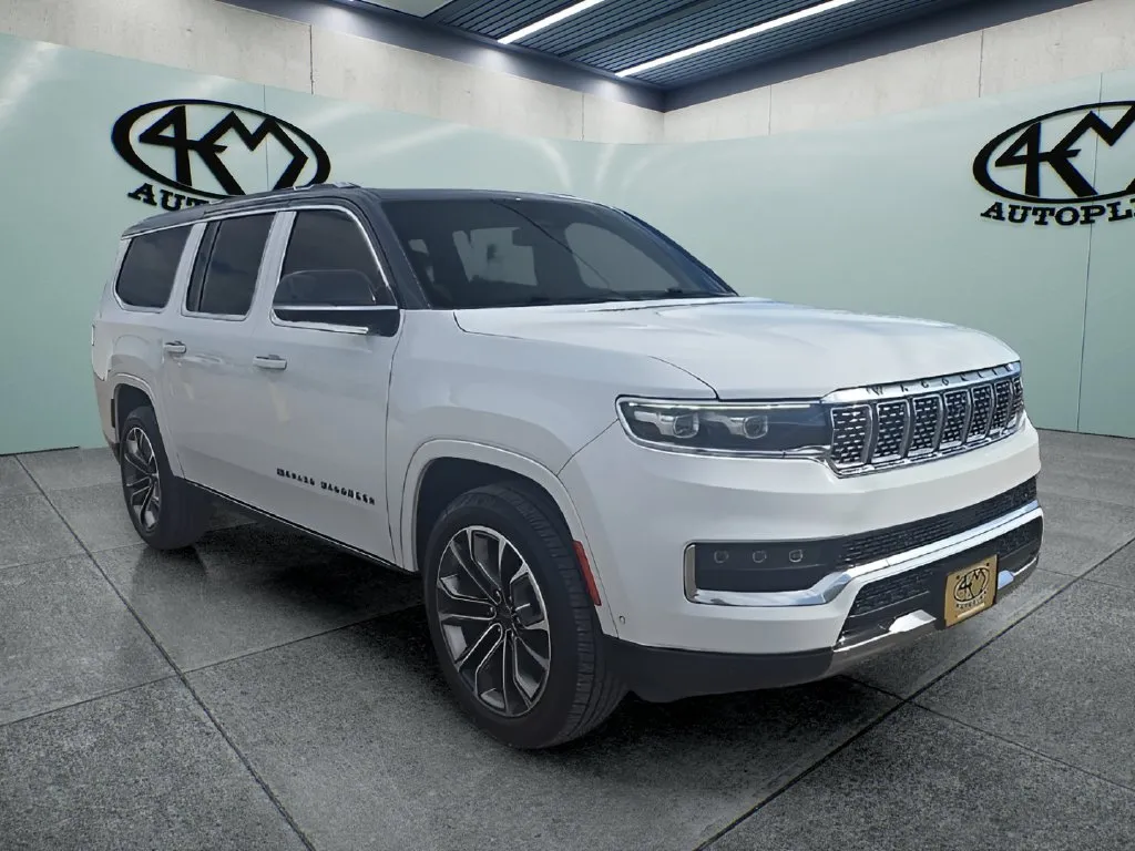 2023 Jeep Grand Wagoneer L