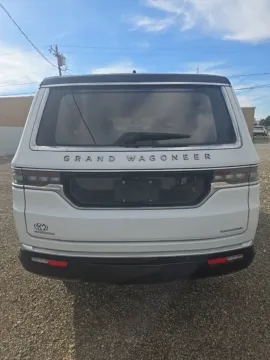 More photos of 2023 Jeep Grand Wagoneer L Series III at 4M Autoplex - Industrial Blvd, TX