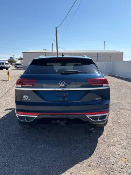 More photos of 2022 Volkswagen Atlas Cross Sport 3.6L V6 SEL Premium R-Line at 4M Autoplex - Industrial Blvd, TX