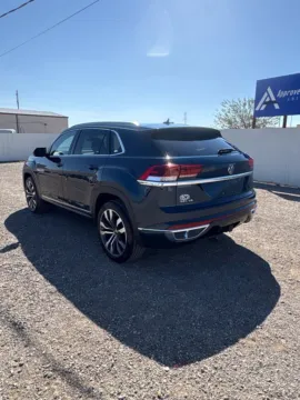 More photos of 2022 Volkswagen Atlas Cross Sport 3.6L V6 SEL Premium R-Line at 4M Autoplex - Industrial Blvd, TX