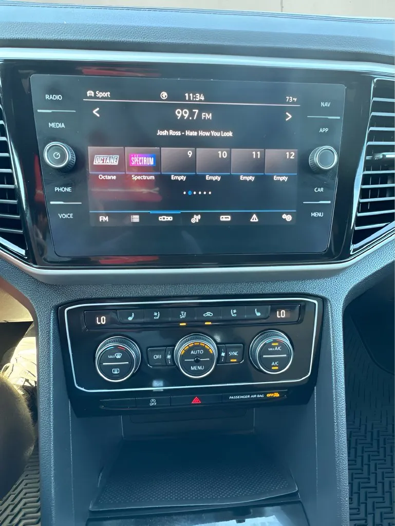Volkswagen Atlas Cross Sport photo 27
