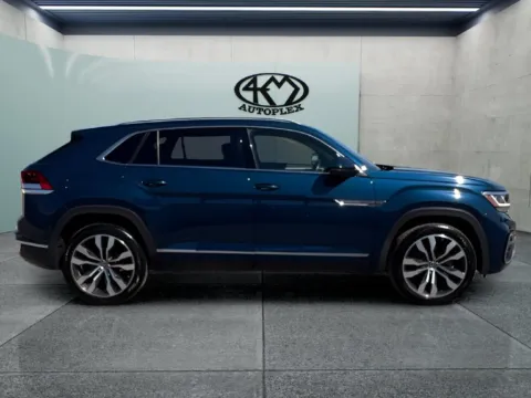 Photos of 2022 Volkswagen Atlas Cross Sport 3.6L V6 SEL Premium R-Line for sale in Abilene, TX at 4M Autoplex - Industrial Blvd
