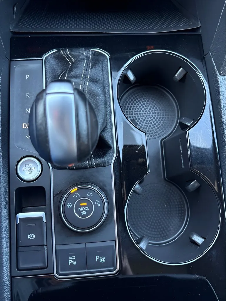 Volkswagen Atlas Cross Sport photo 29