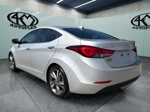 More photos of 2016 Hyundai Elantra Limited at 4M Autoplex - Industrial Blvd, TX