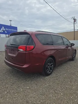 Another view of 2020 Chrysler Pacifica Touring L Plus for sale in Abilene, TX at 4M Autoplex - Industrial Blvd