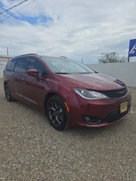 Red 2020 Chrysler Pacifica Touring L Plus for sale in Abilene, TX