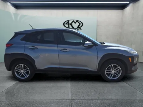 Photos of 2019 Hyundai Kona SE for sale in Abilene, TX at 4M Autoplex - Industrial Blvd