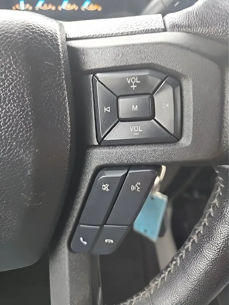 Ford F-150 photo 27