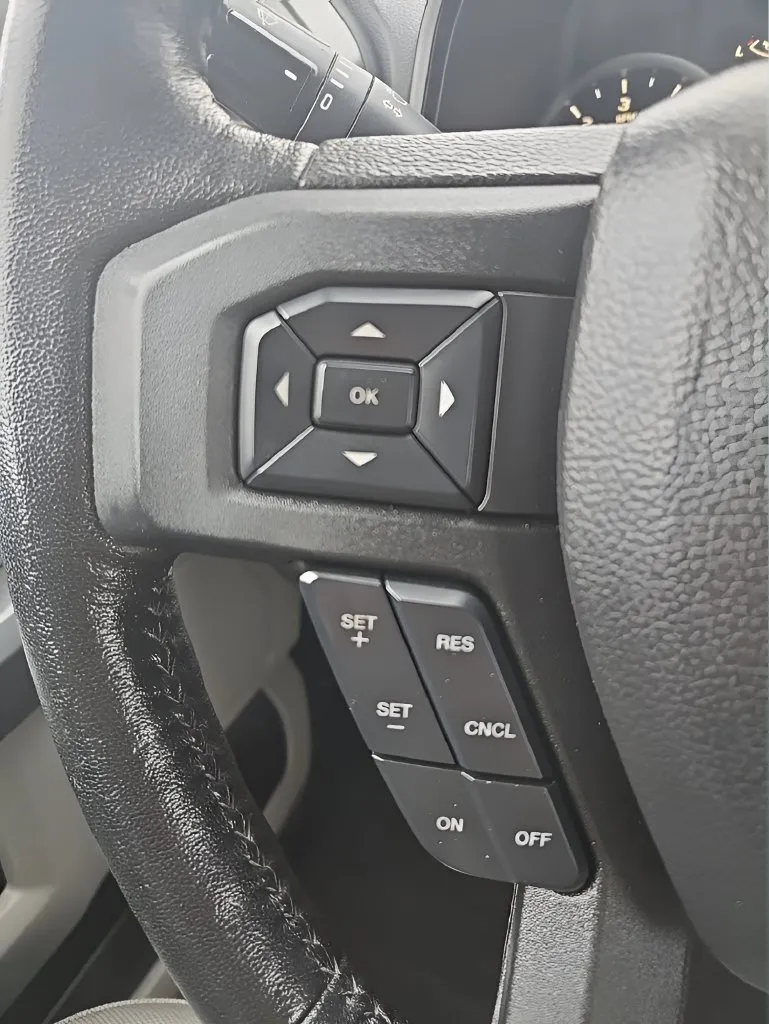 Ford F-150 photo 26