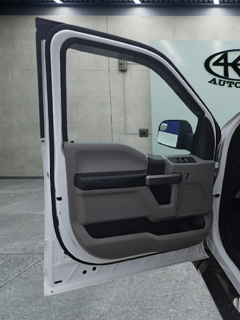 Ford F-150 photo 12