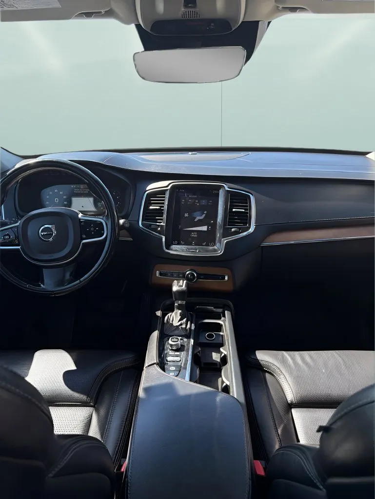 Volvo XC90 photo 22