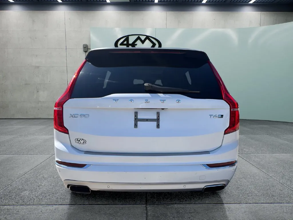 Volvo XC90 photo 4