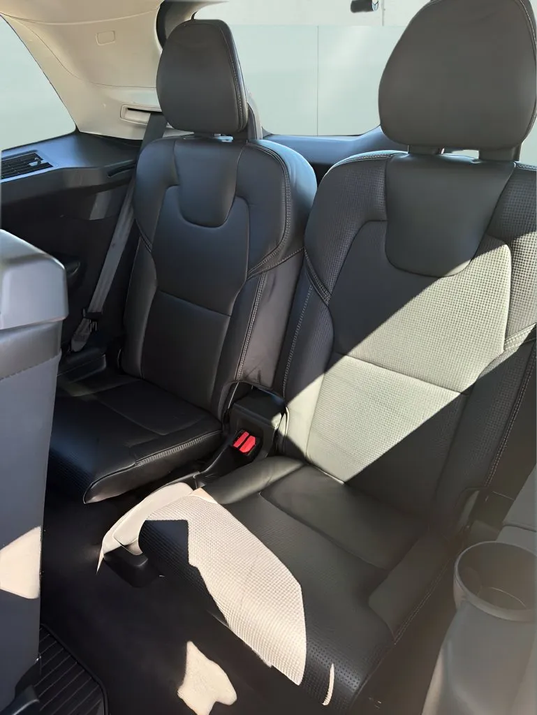 Volvo XC90 photo 15