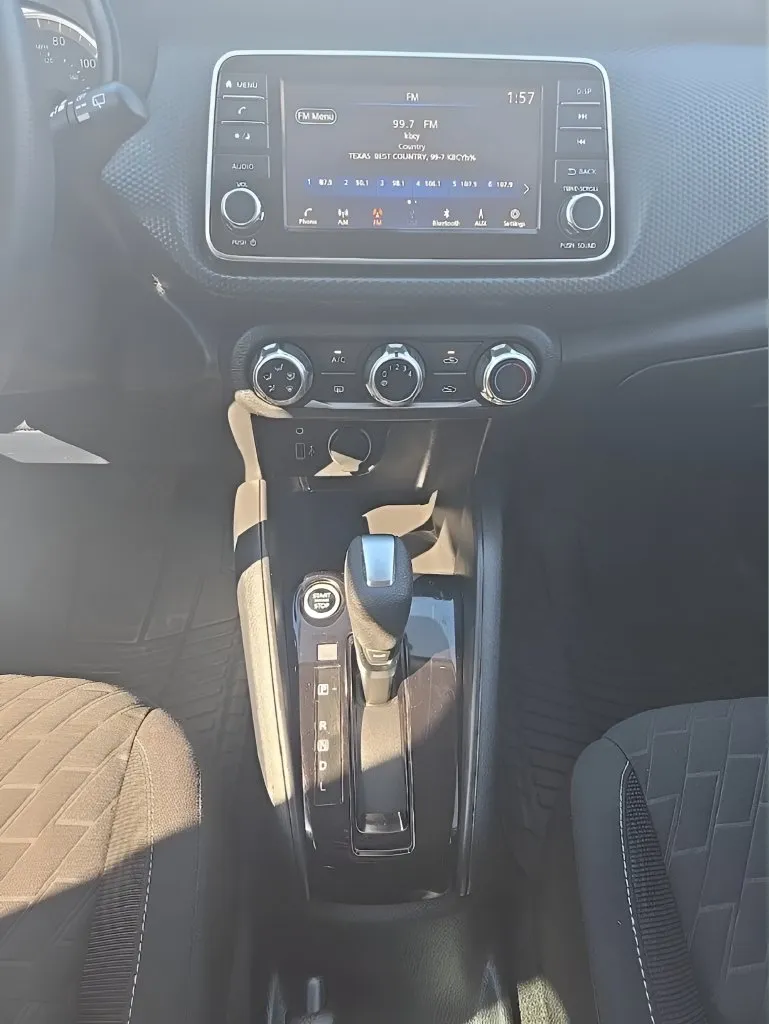 Nissan Kicks photo 21