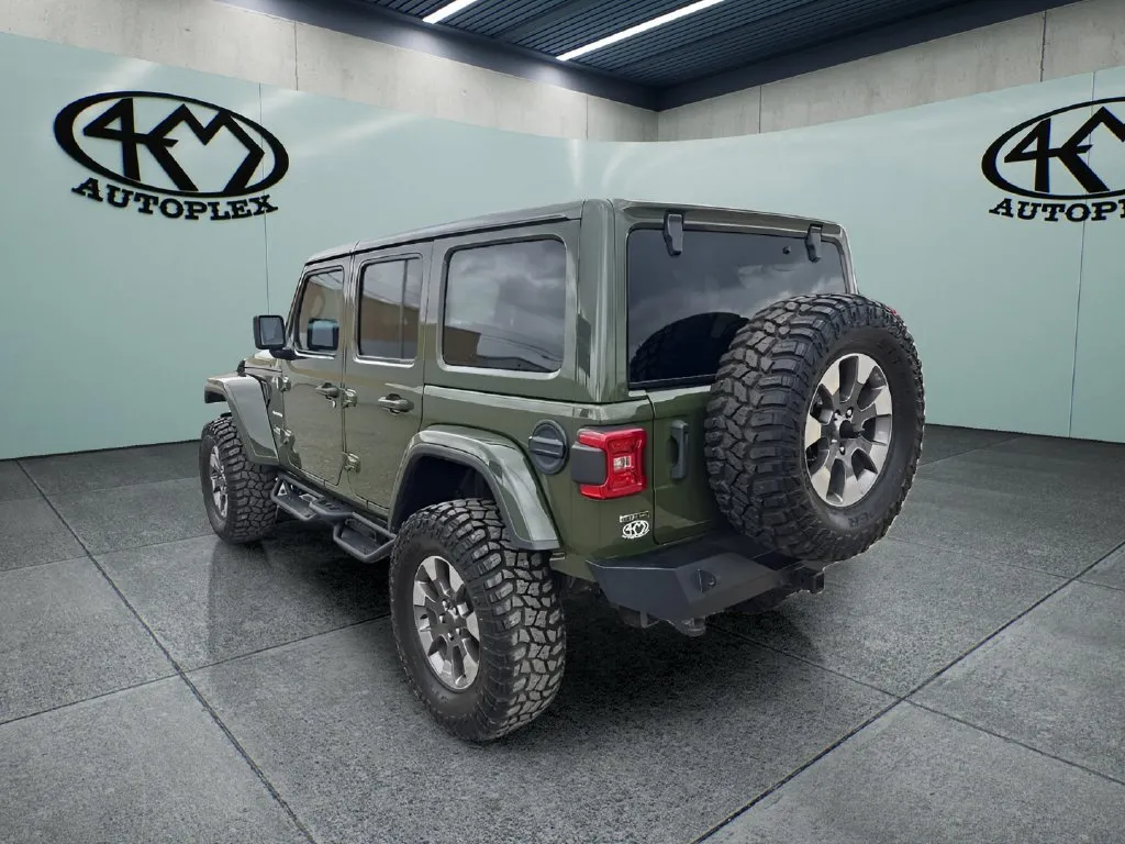 Jeep Wrangler photo 5