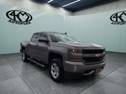 More photos of 2017 Chevrolet Silverado 1500 LT at 4M Autoplex - Industrial Blvd, TX
