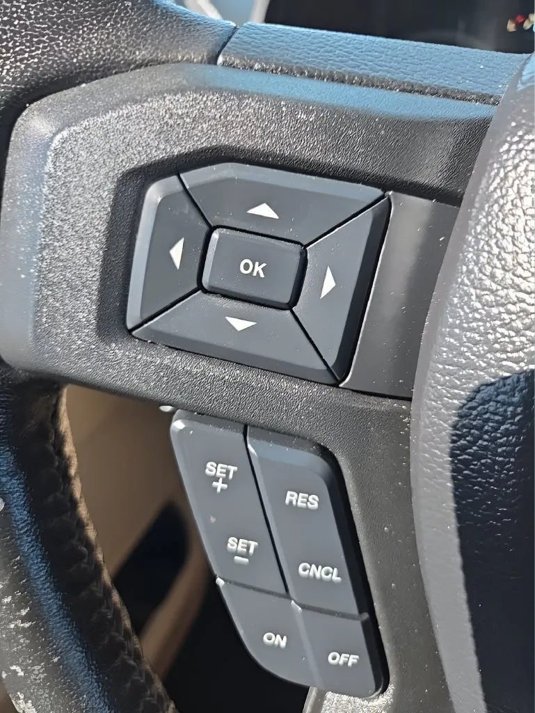 Ford F-150 photo 24