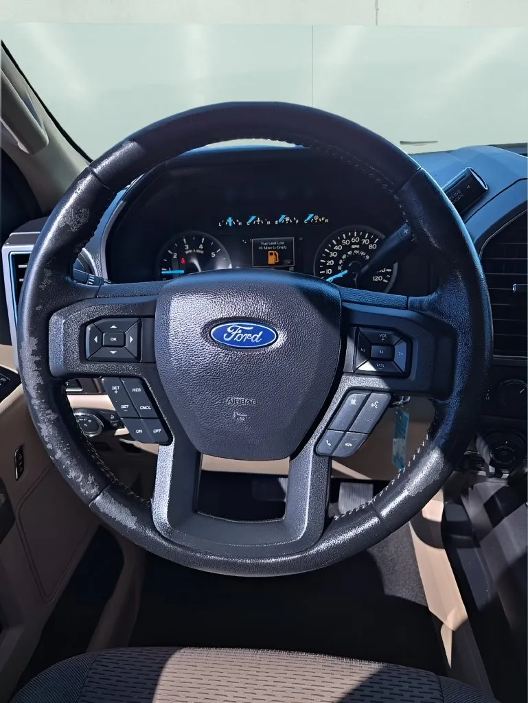 Ford F-150 photo 22
